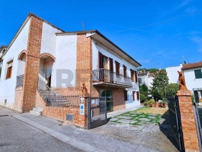 casa indipendente in vendita a Vinci in zona Sovigliana