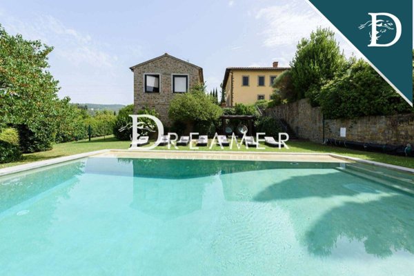 casa indipendente in vendita a Vinci