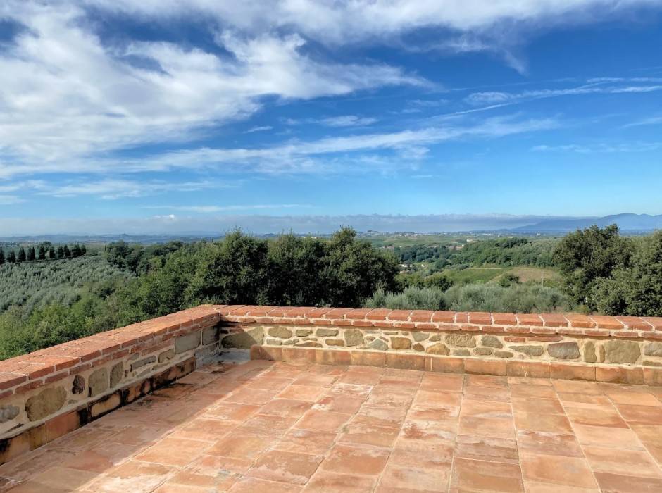 casa indipendente in vendita a Vinci