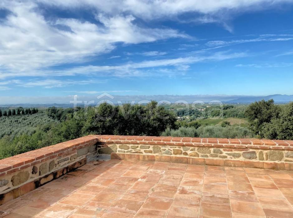 casa indipendente in vendita a Vinci