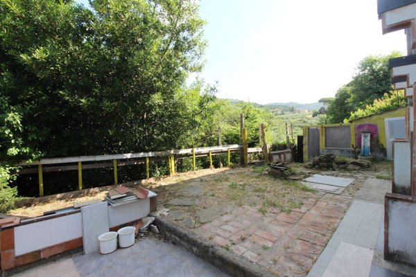 casa indipendente in vendita a Vinci