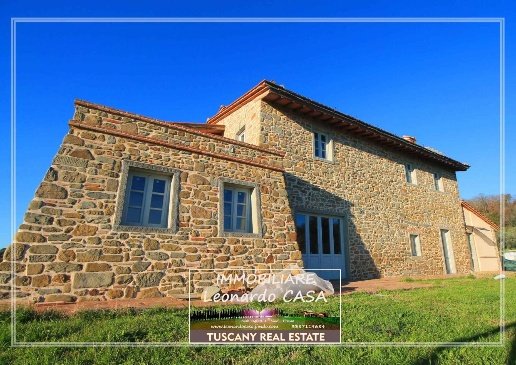 casa indipendente in vendita a Vinci