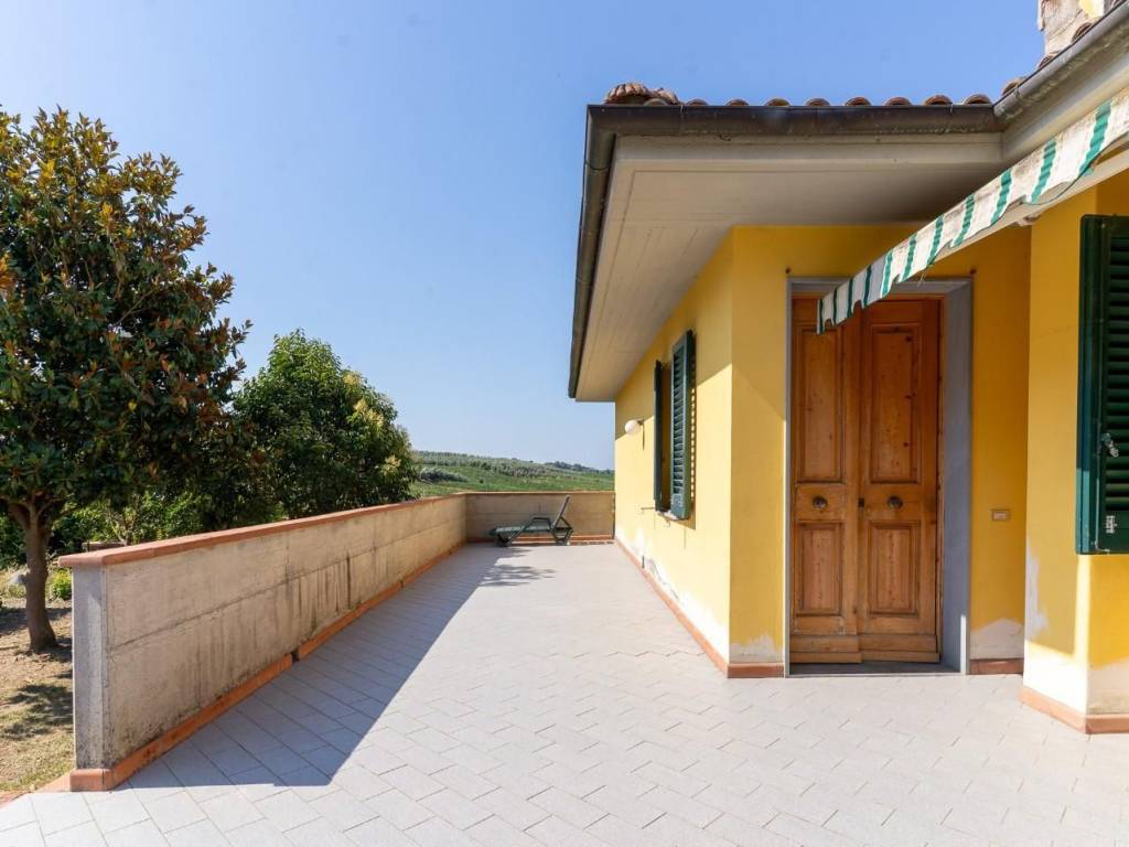 negozio in vendita a Vinci