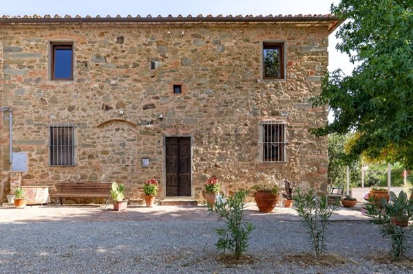 casale in vendita a Vinci