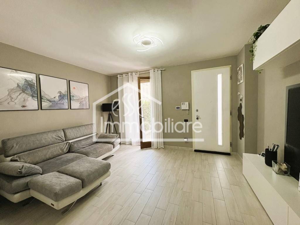casa indipendente in vendita a Vinci