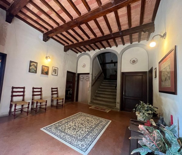 casa indipendente in vendita a Vinci