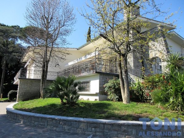 casa indipendente in vendita a Vinci in zona Sovigliana