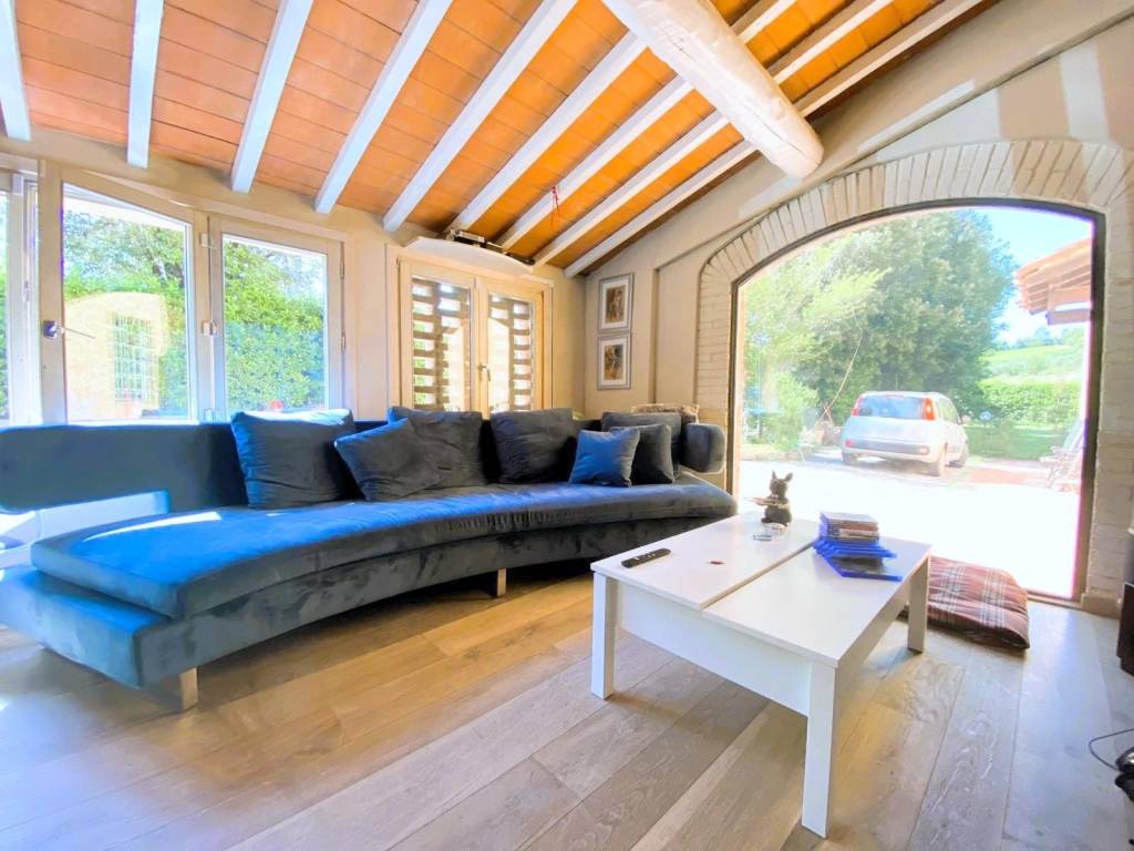 casa indipendente in vendita a Vinci