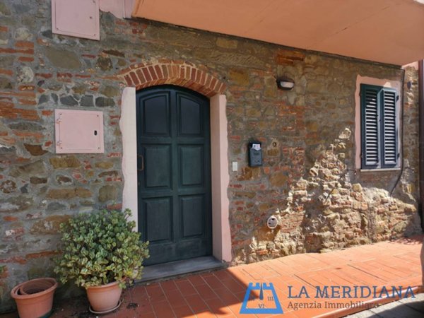 casa indipendente in vendita a Vinci