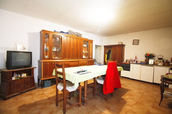 casa indipendente in vendita a Vinci
