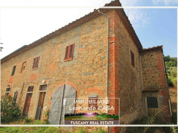 casa indipendente in vendita a Vinci