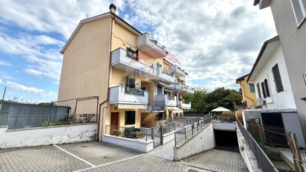 appartamento in vendita a Vinci in zona Spicchio