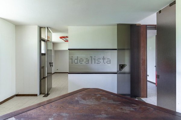 ufficio in vendita a Vinci in zona Sovigliana