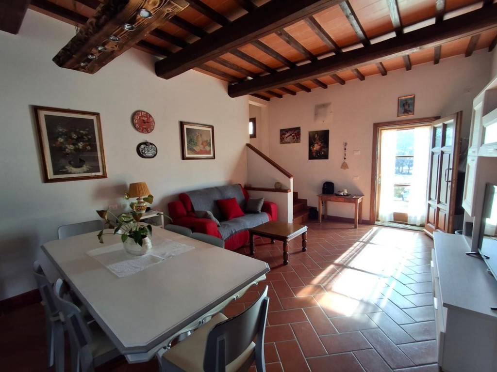 casa indipendente in vendita a Vinci
