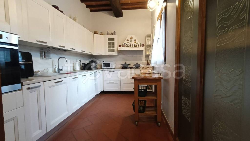 casa indipendente in vendita a Vinci in zona Mercatale