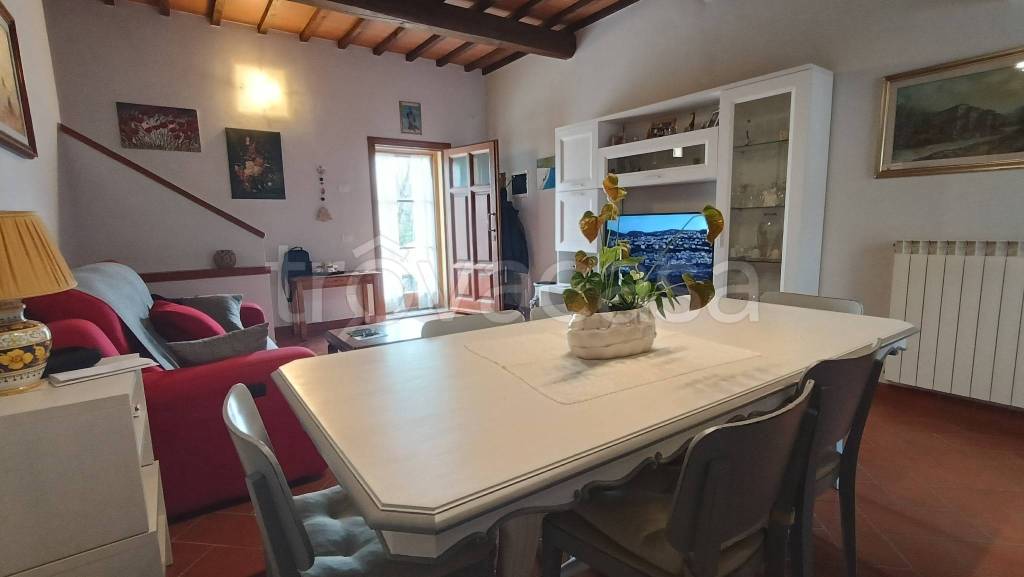 casa indipendente in vendita a Vinci in zona Mercatale