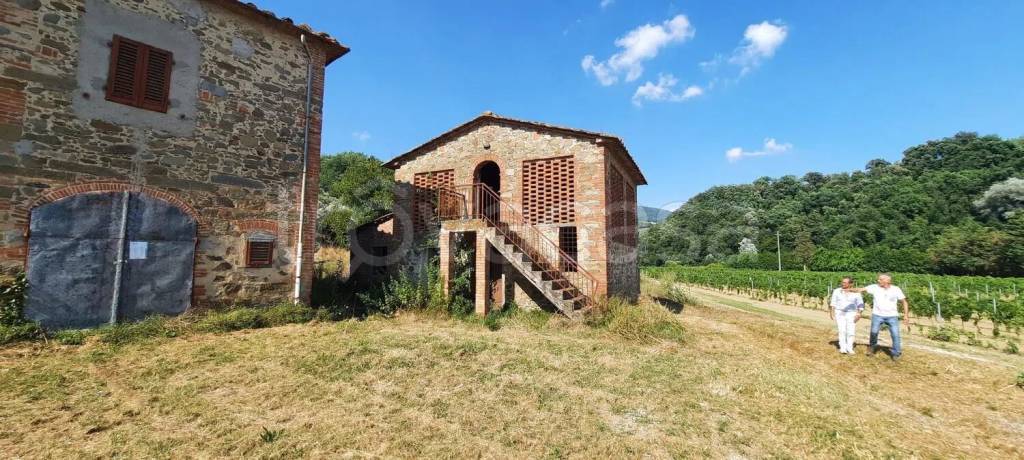 casa indipendente in vendita a Vinci