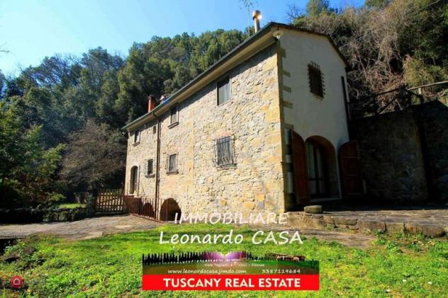 casa indipendente in vendita a Vinci