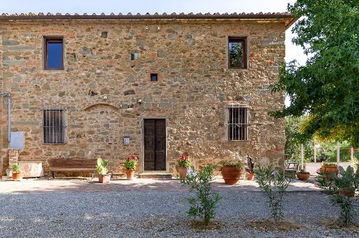 casa indipendente in vendita a Vinci