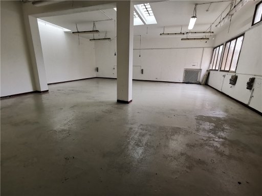 negozio in vendita a Vinci in zona Sovigliana