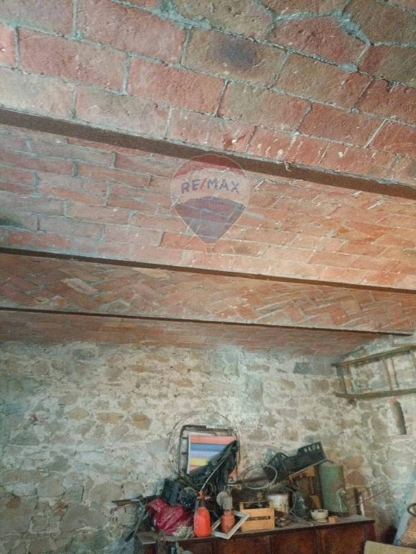 appartamento in vendita a Vinci in zona Faltognano