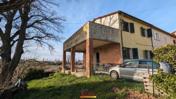casa indipendente in vendita a Vinci in zona San Pantaleo