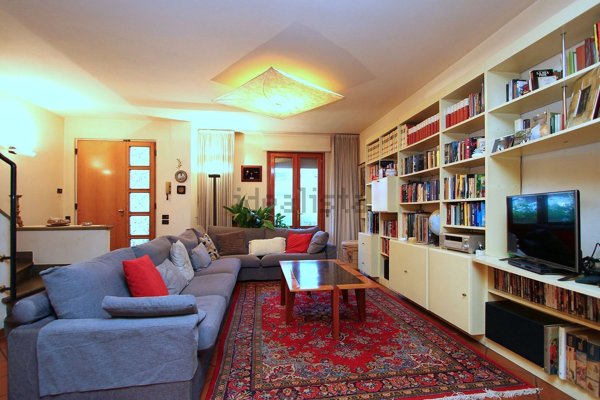 casa indipendente in vendita a Vinci in zona Sovigliana