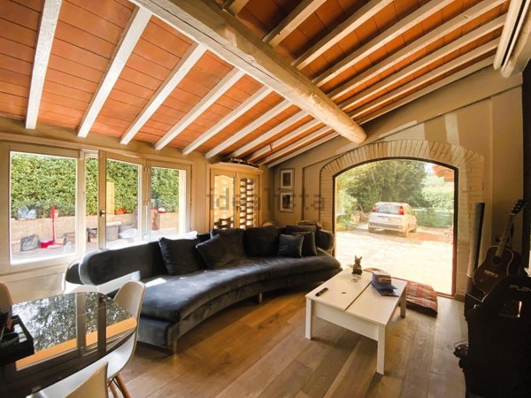 casa indipendente in vendita a Vinci