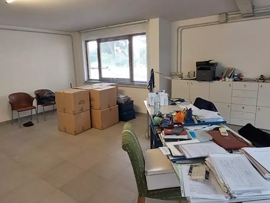 ufficio in vendita a Vinci in zona Sovigliana