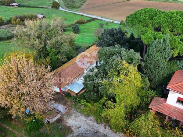casa indipendente in vendita a Vinci in zona San Pantaleo