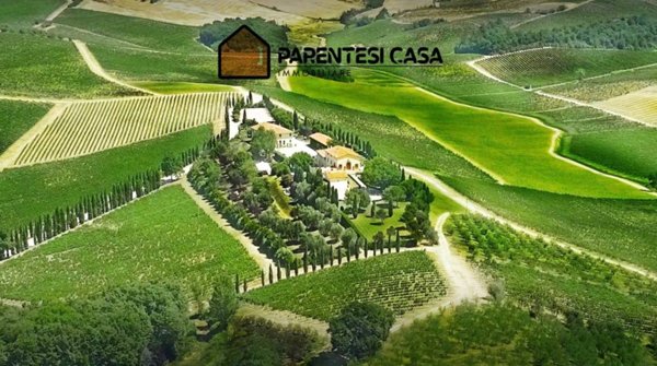 casa indipendente in vendita a Vinci
