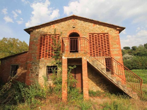 casa indipendente in vendita a Vinci