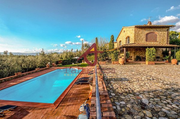 casa indipendente in vendita a Vinci