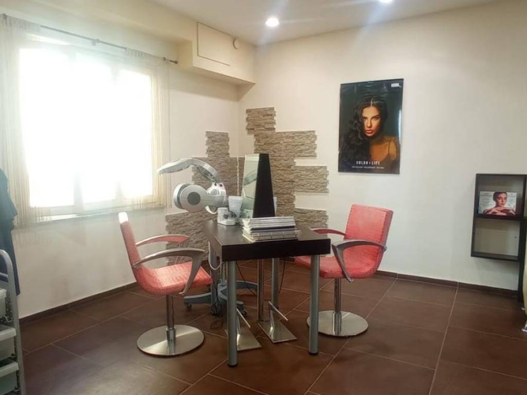 negozio in vendita a Vinci