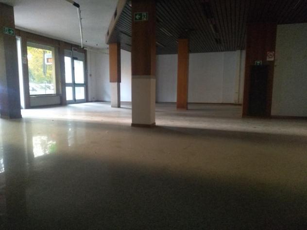 locale commerciale in vendita a Vinci in zona Spicchio