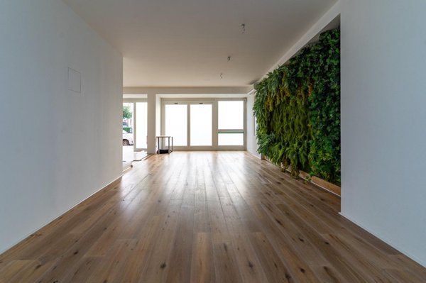 negozio in vendita a Vinci in zona Spicchio