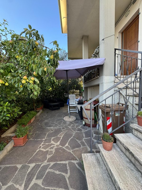 casa indipendente in vendita a Vinci in zona Spicchio