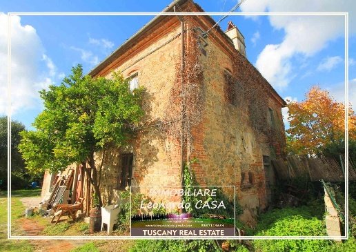 casa indipendente in vendita a Vinci