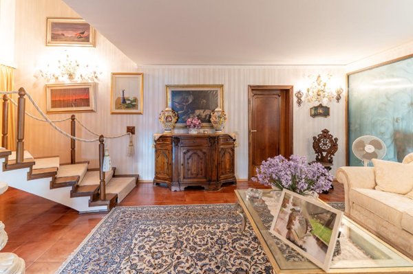 casa indipendente in vendita a Vinci in zona Sovigliana