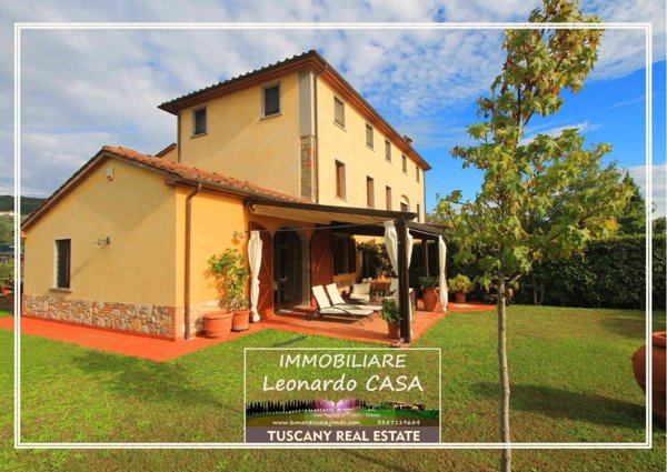 casa indipendente in vendita a Vinci