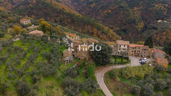 casa indipendente in vendita a Vinci in zona Sant'Amato