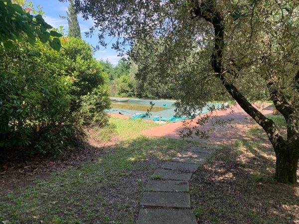 casa indipendente in vendita a Vinci in zona Sant'Ansano