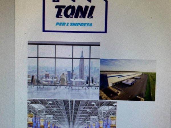 locale commerciale in vendita a Vinci in zona Spicchio