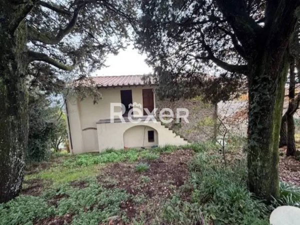 casa indipendente in vendita a Vinci