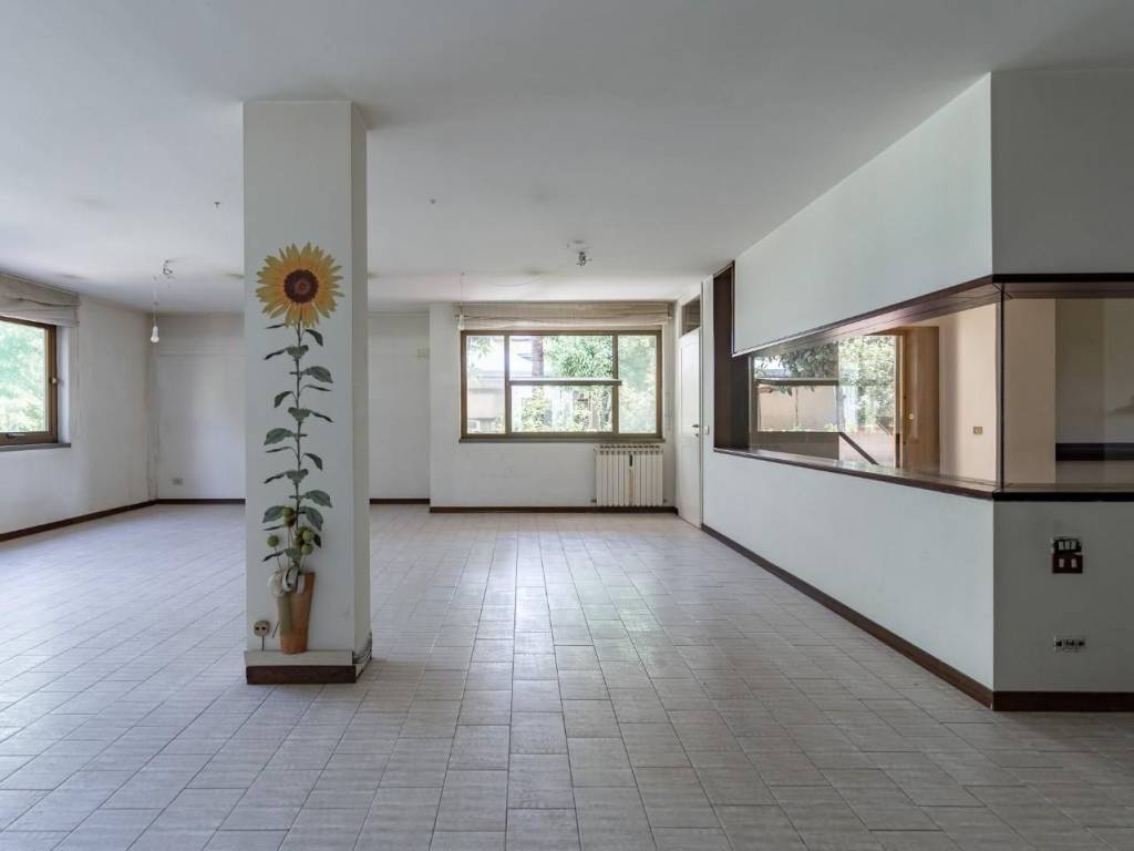 ufficio in vendita a Vinci in zona Sovigliana