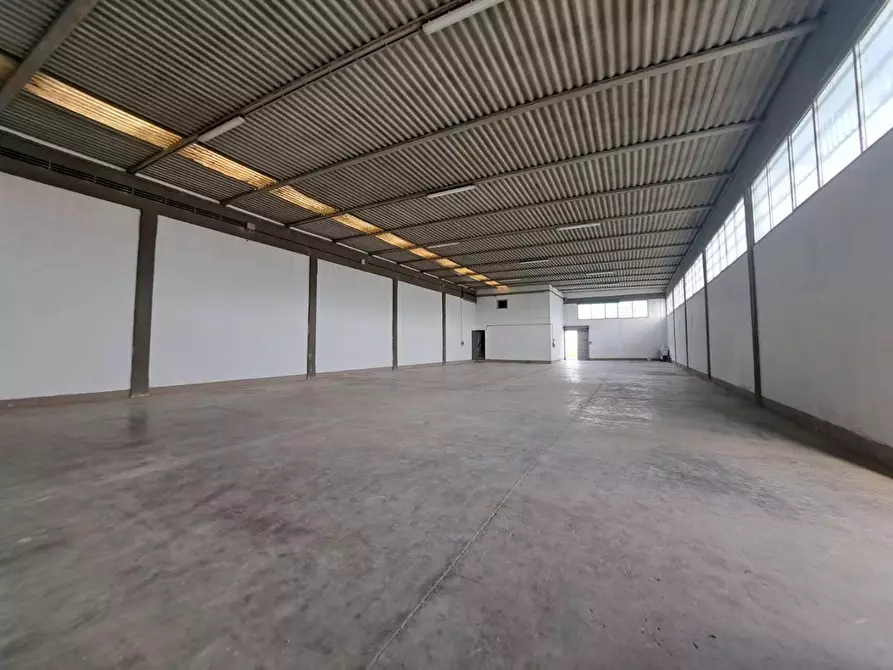 capannone in vendita a Vinci in zona Mercatale