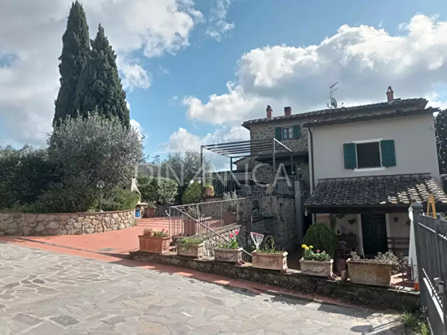 casa indipendente in vendita a Vinci