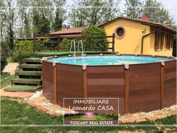 casa indipendente in vendita a Vinci