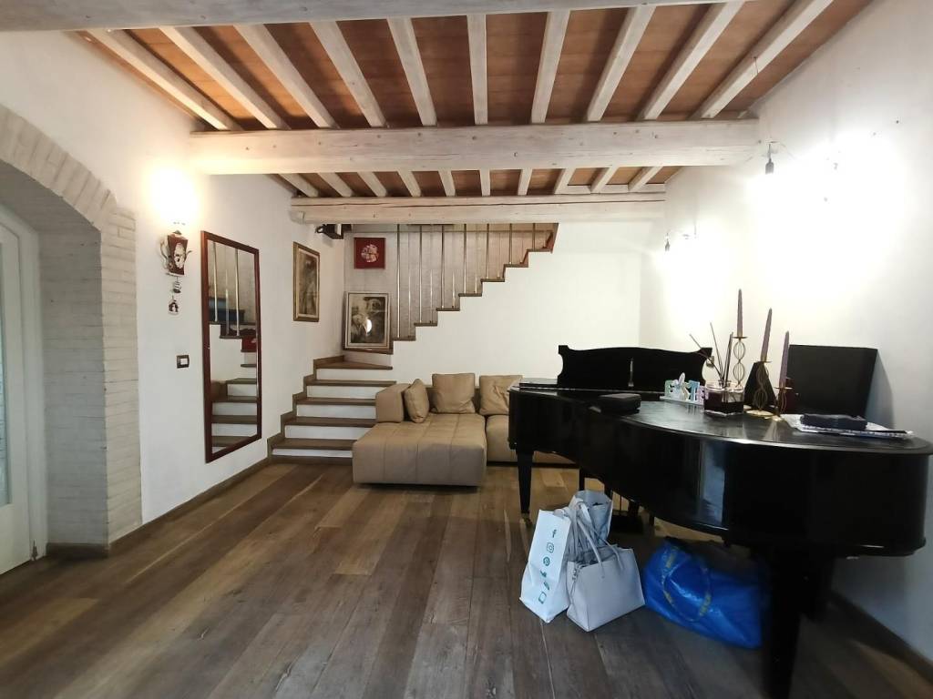 casa indipendente in vendita a Vinci in zona Sant'Ansano