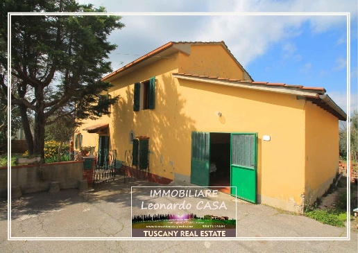 casa indipendente in vendita a Vinci